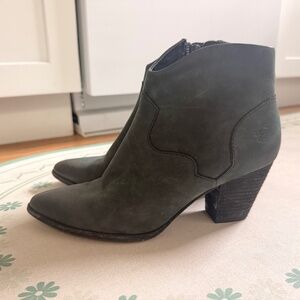 Frye Gray/Black leather booties